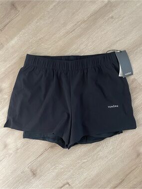 NWT Tenore Women’s Black Athletic Short with Built in Compression Short Size S